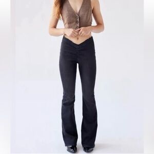 BDG Urban Outfitters V waist flare jean